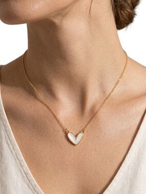 Minimalist Gold Heart Pendant Necklace White Enamel Dainty Jewelry
C4